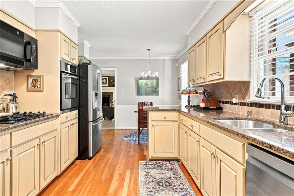 3 bedroom, 2 bathroom, 1,540 sq ft single family residence for sale at 2858 Templar Knight Drive, Tucker, GA 30084 — photo 10