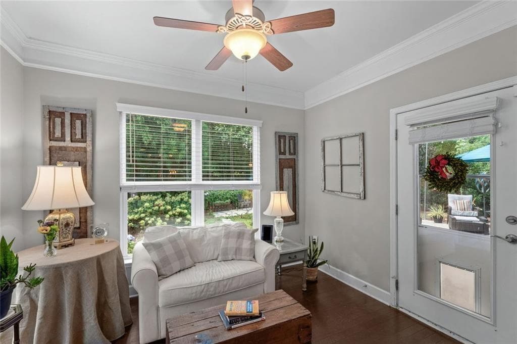 3 bedroom, 2 bathroom, 2,606 sq ft single family residence under contract at 7235 Ashford Manor Way, Cumming, GA 30040 — photo 4