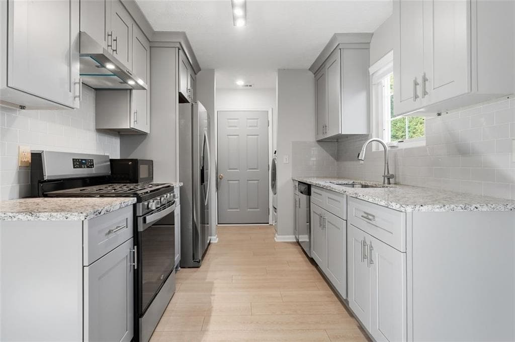 3 bedroom, 2 bathroom, 1,499 sq ft single family residence under contract at 1215 Hillcrest Glenn Circle, Sugar Hill, GA 30518 — photo 10