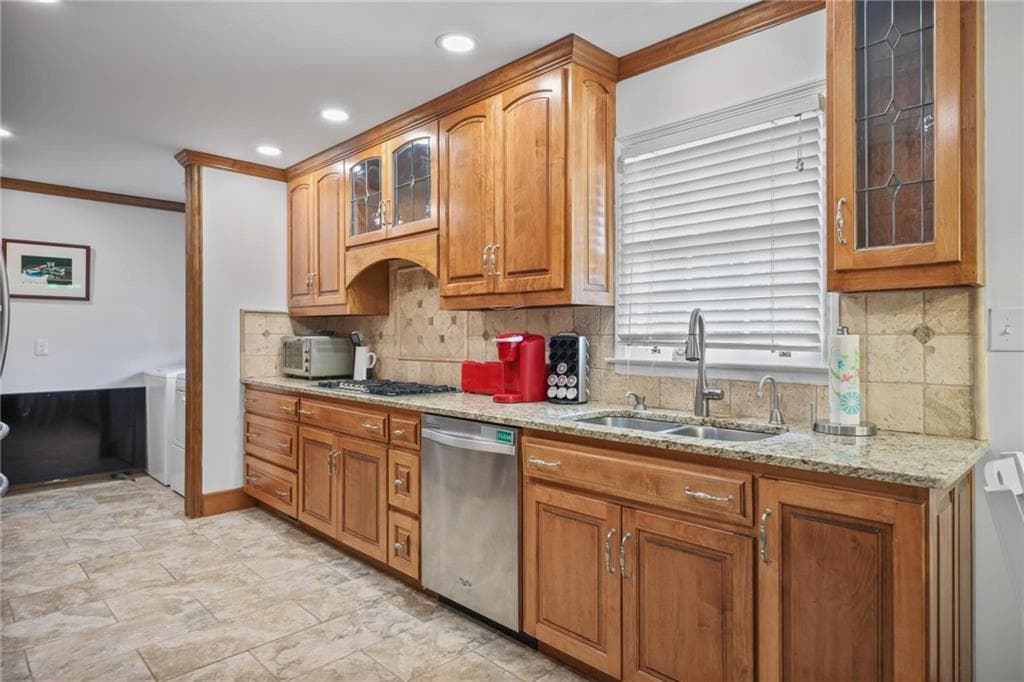 3 bedroom, 2 bathroom, 1,965 sq ft single family residence for sale at 479 Banks Street, Marietta, GA 30064 — photo 10