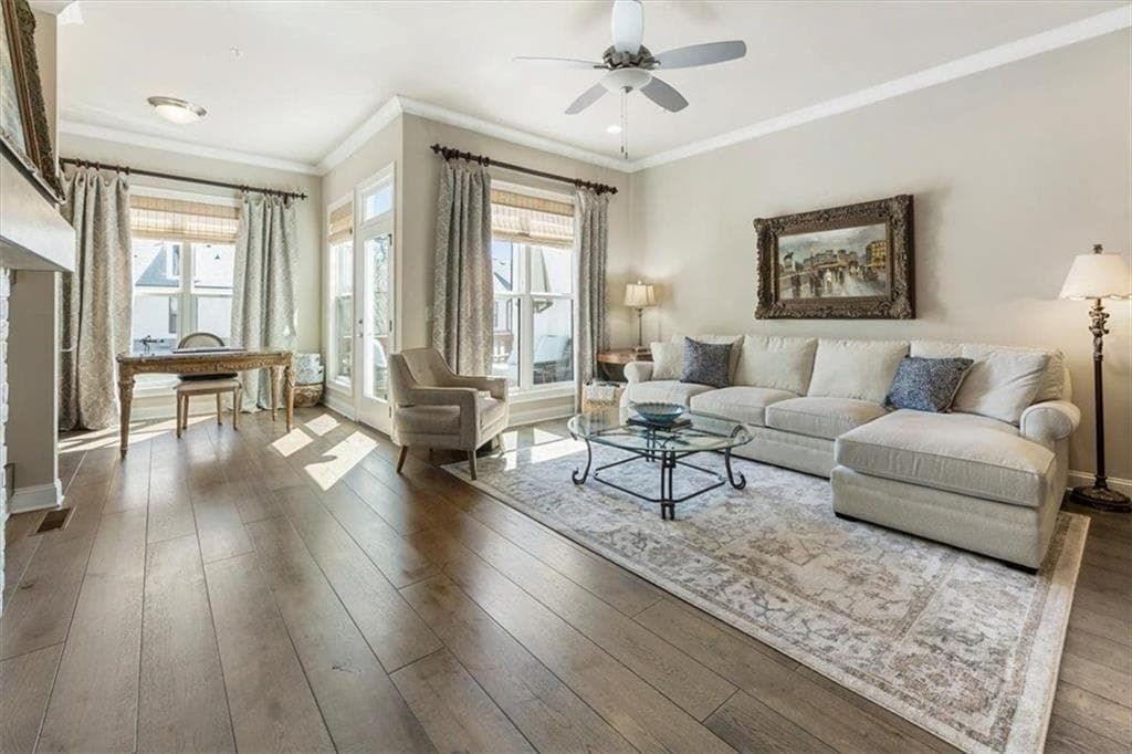 3 bedroom, 4 bathroom, 2,500 sq ft townhouse for sale at 205 Phillips Lane, Alpharetta, GA 30009 — photo 3