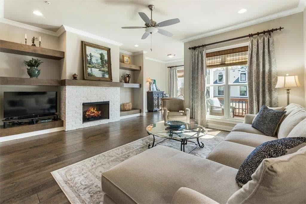 3 bedroom, 4 bathroom, 2,500 sq ft townhouse for sale at 205 Phillips Lane, Alpharetta, GA 30009 — photo 4