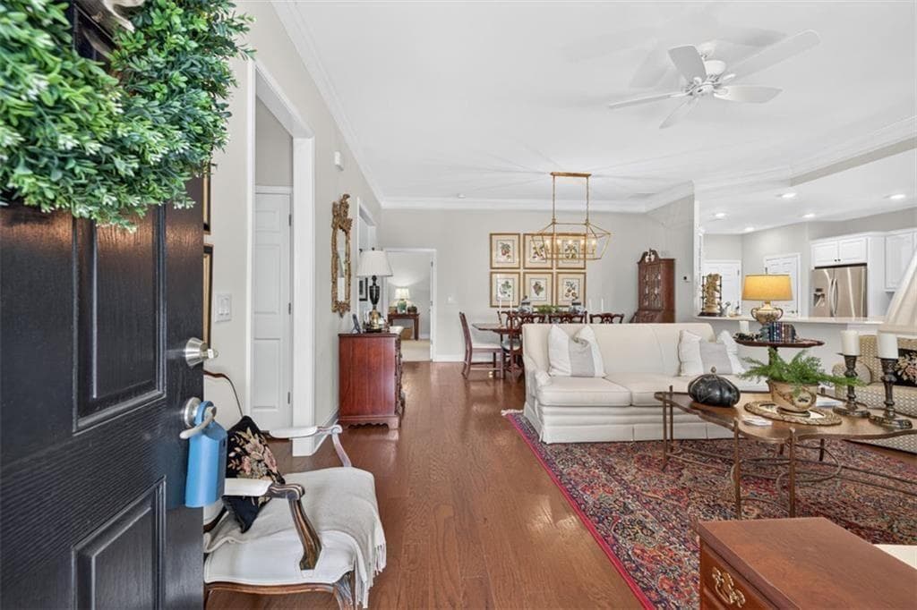 2 bedroom, 2 bathroom, 2,363 sq ft condominium for sale at 3581 Lindenridge Drive, Buford, GA 30519 — photo 3