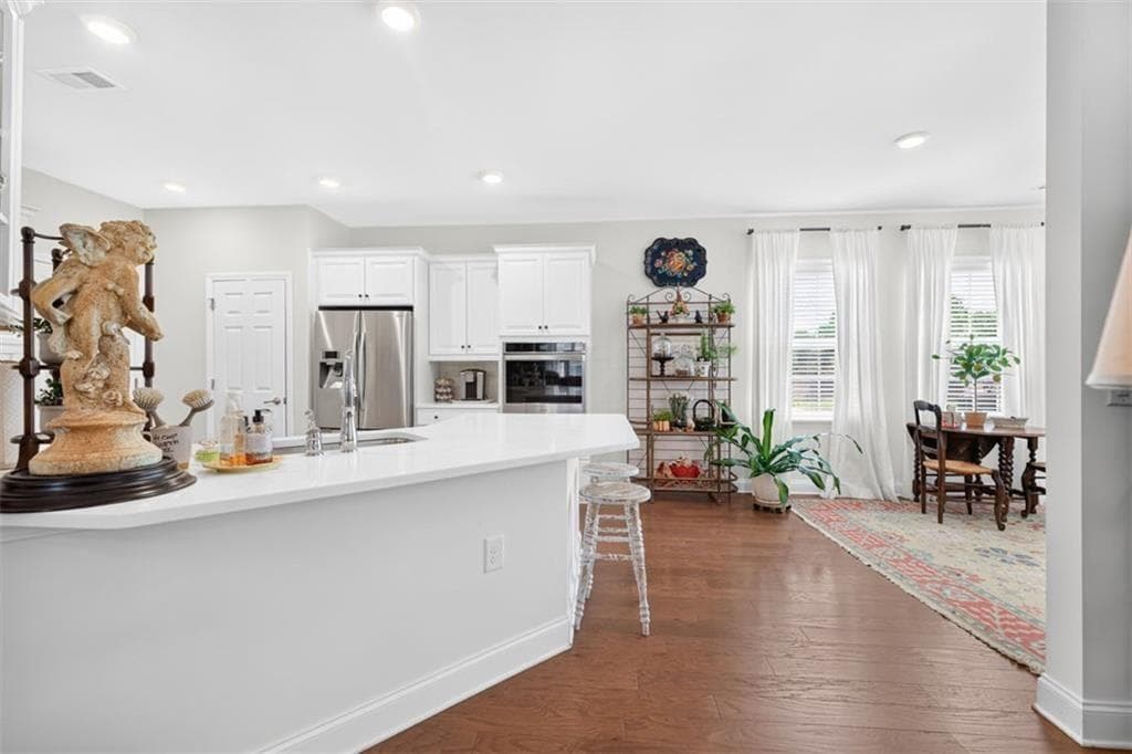 2 bedroom, 2 bathroom, 2,363 sq ft condominium for sale at 3581 Lindenridge Drive, Buford, GA 30519 — photo 10