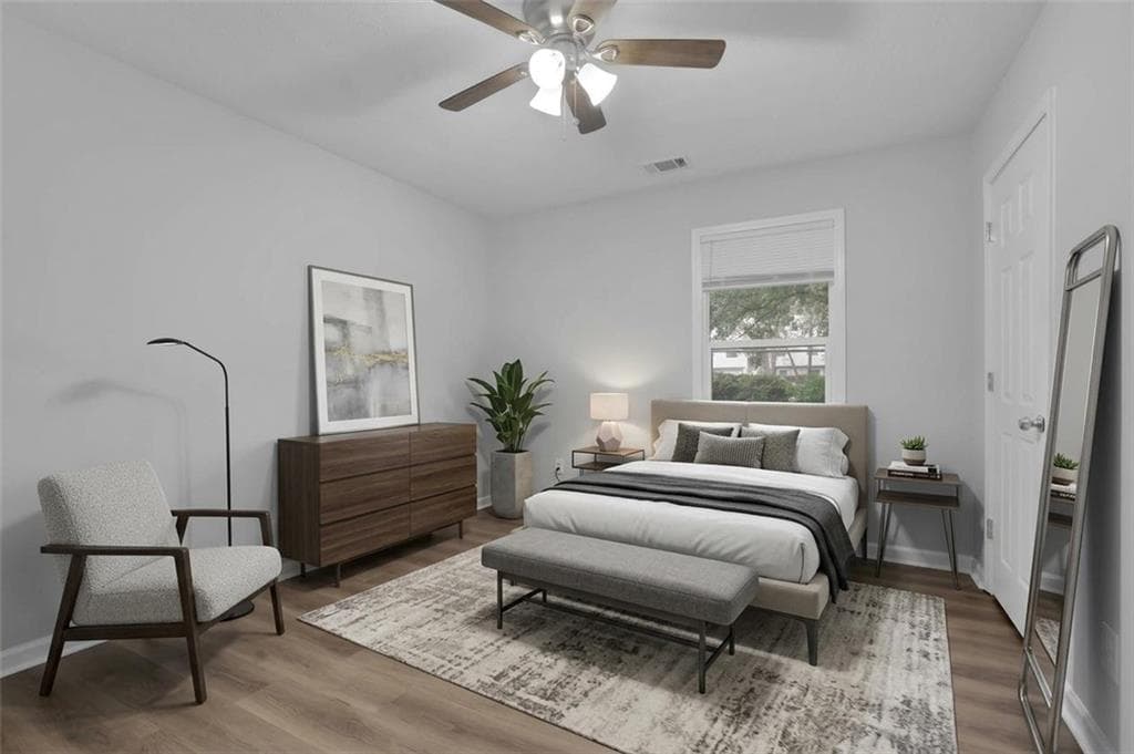 3 bedroom, 2 bathroom, 1,546 sq ft single family residence for sale at 10650 Colony Glen Drive, Johns Creek, GA 30022 — photo 4