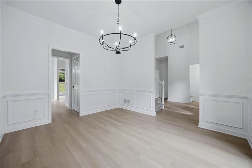 5 bedroom, 3 bathroom, 3,554 sq ft single family residence for sale at 3580 Chartwell Boulevard, Suwanee, GA 30024 — photo 9