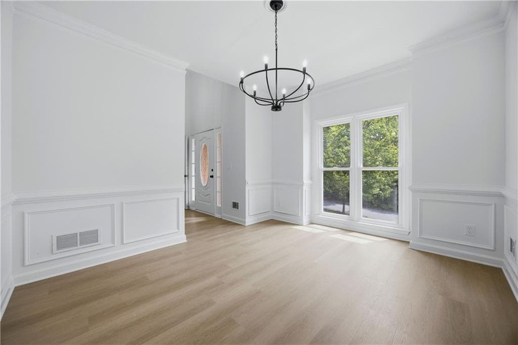 5 bedroom, 3 bathroom, 3,554 sq ft single family residence for sale at 3580 Chartwell Boulevard, Suwanee, GA 30024 — photo 10
