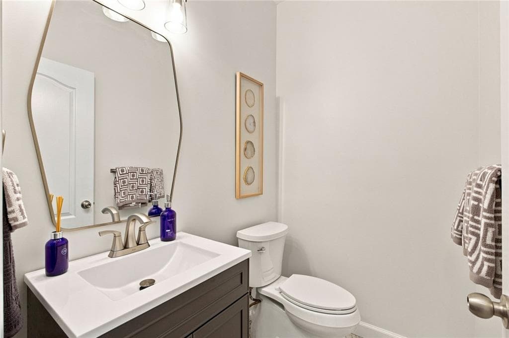 2 bedroom, 3 bathroom, 1,608 sq ft townhouse for sale at 1248 Harris Commons Place, Roswell, GA 30076 — photo 10