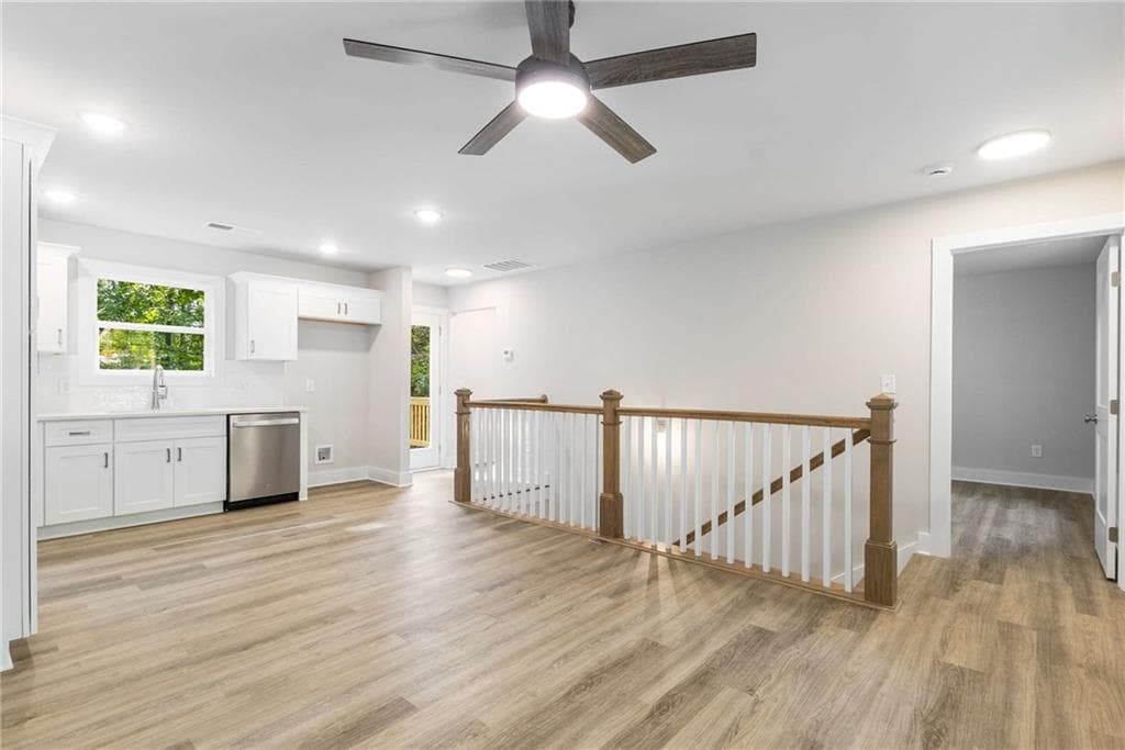 2 bedroom, 2 bathroom, 1,357 sq ft single family residence for sale at 5740 Pebblebrook Trail, Gainesville, GA 30534 — photo 6