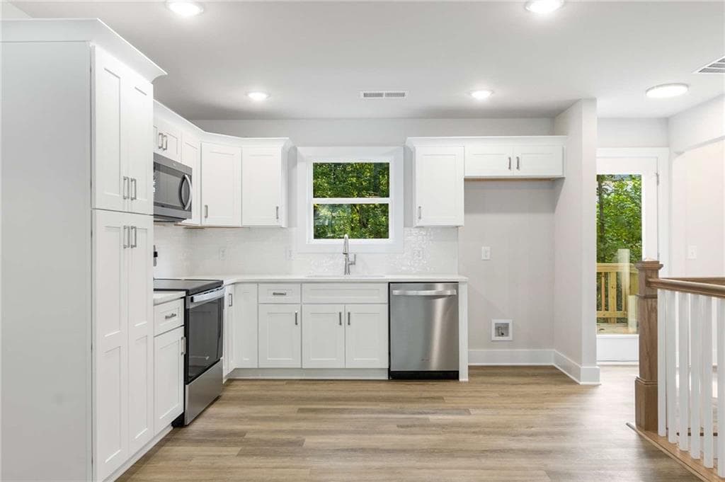 2 bedroom, 2 bathroom, 1,357 sq ft single family residence for sale at 5740 Pebblebrook Trail, Gainesville, GA 30534 — photo 9