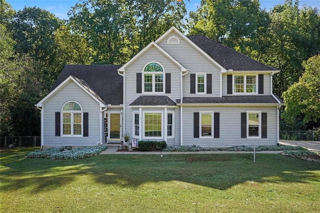 3 bedroom, 3 bathroom single family residence for sale at 285 Creekside Way, Mcdonough, GA 30252 — photo 2