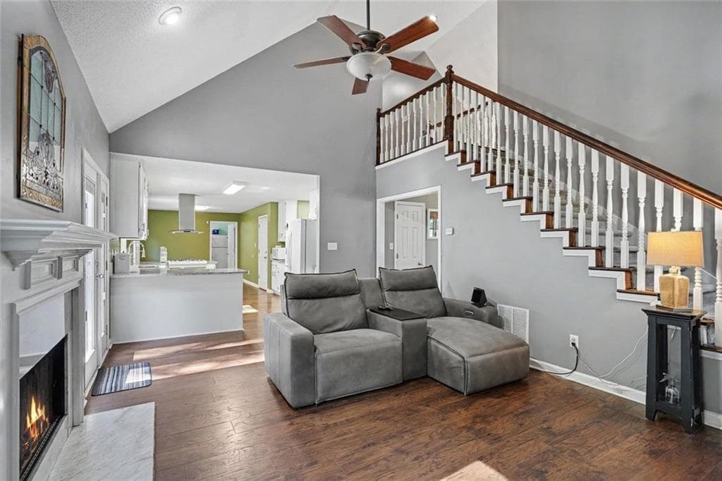 3 bedroom, 3 bathroom single family residence for sale at 285 Creekside Way, Mcdonough, GA 30252 — photo 5