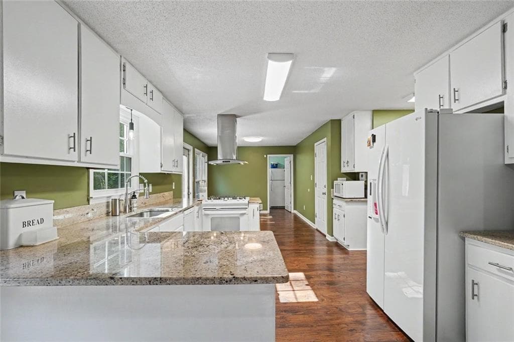 3 bedroom, 3 bathroom single family residence for sale at 285 Creekside Way, Mcdonough, GA 30252 — photo 9