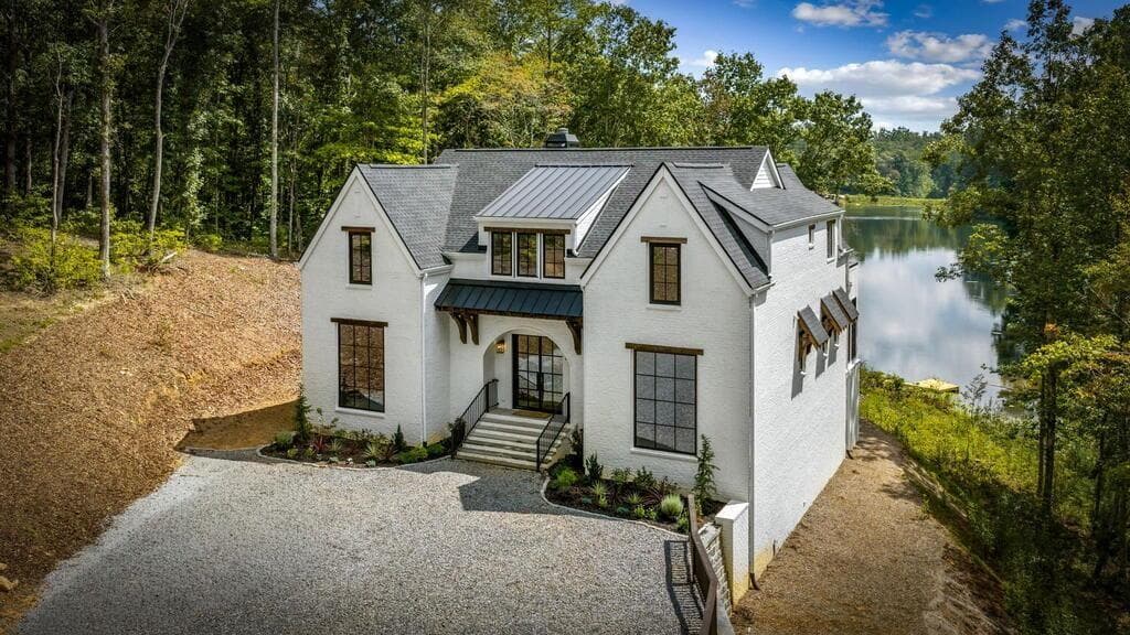 5 bedroom, 4 bathroom, 5,595 sq ft single family residence for sale at 363 Pinnacle Drive, Ellijay, GA 30540 — photo 1 of 102