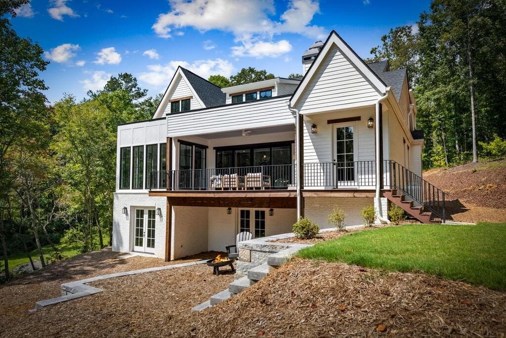 5 bedroom, 4 bathroom, 5,595 sq ft single family residence for sale at 363 Pinnacle Drive, Ellijay, GA 30540 — photo 6