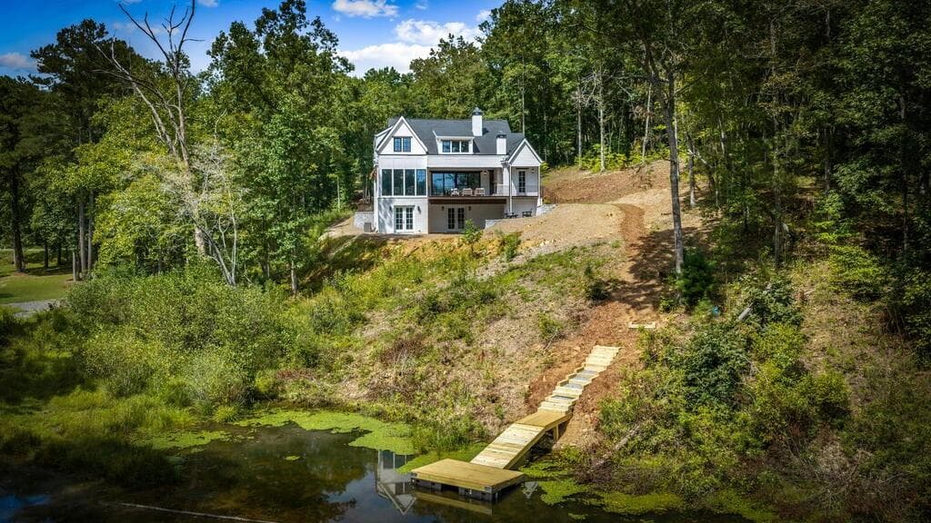 5 bedroom, 4 bathroom, 5,595 sq ft single family residence for sale at 363 Pinnacle Drive, Ellijay, GA 30540 — photo 7