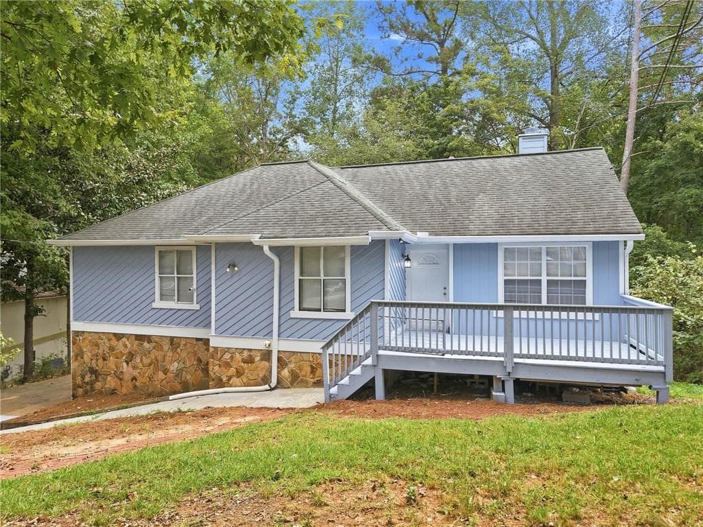 5 bedroom, 3 bathroom, 2,540 sq ft single family residence for sale at 5280 Nathan Drive, Lilburn, GA 30047 — photo 8