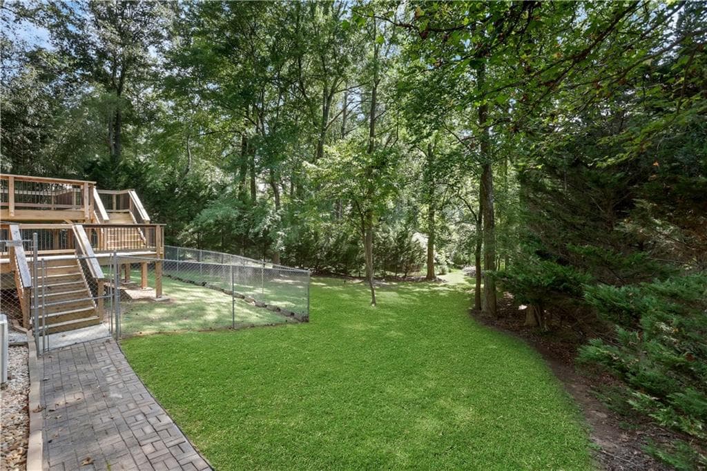 4 bedroom, 3 bathroom, 2,189 sq ft single family residence under contract at 1419 Churchill Way, Marietta, GA 30062 — photo 7