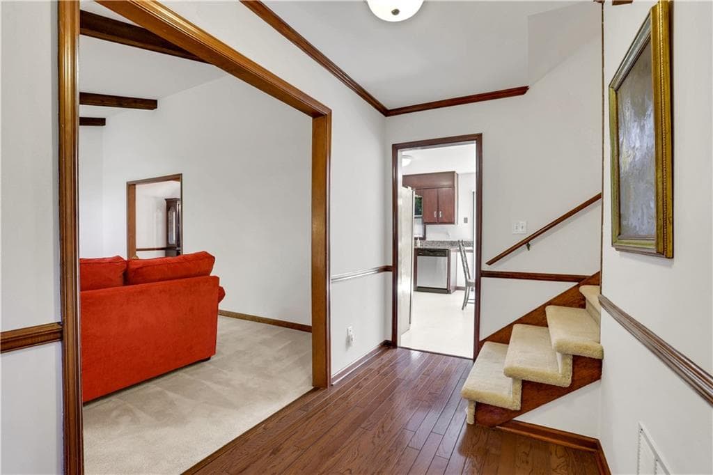 4 bedroom, 3 bathroom, 2,189 sq ft single family residence under contract at 1419 Churchill Way, Marietta, GA 30062 — photo 10