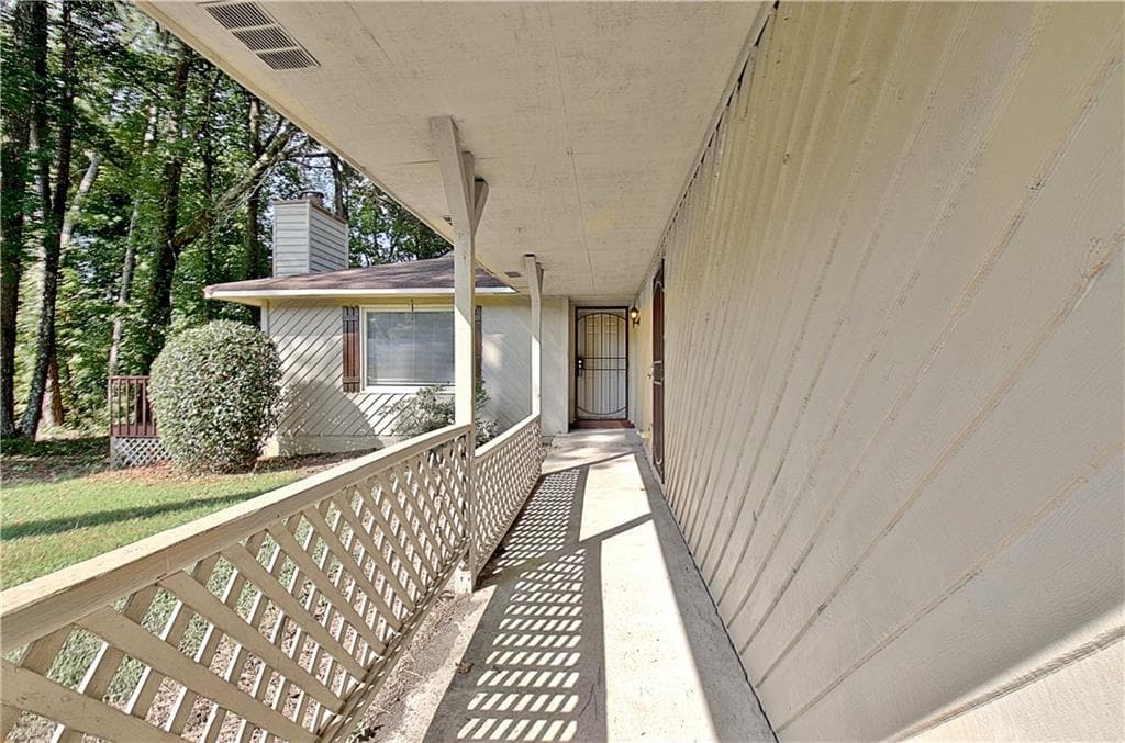 4 bedroom, 2 bathroom, 2,024 sq ft single family residence for sale at 6430 Beethoven Circle, Riverdale, GA 30296 — photo 9