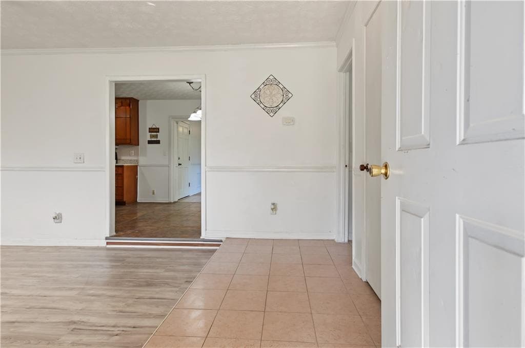 4 bedroom, 2 bathroom, 2,024 sq ft single family residence for sale at 6430 Beethoven Circle, Riverdale, GA 30296 — photo 10