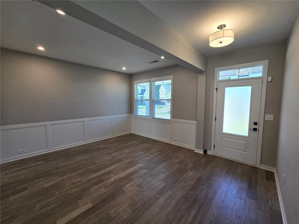 5 bedroom, 3 bathroom, 3,155 sq ft single family residence for rent at 121 Linden Court, Braselton, GA 30517 for $2,600 a month — photo 5