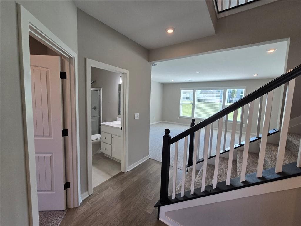5 bedroom, 3 bathroom, 3,155 sq ft single family residence for rent at 121 Linden Court, Braselton, GA 30517 for $2,600 a month — photo 6
