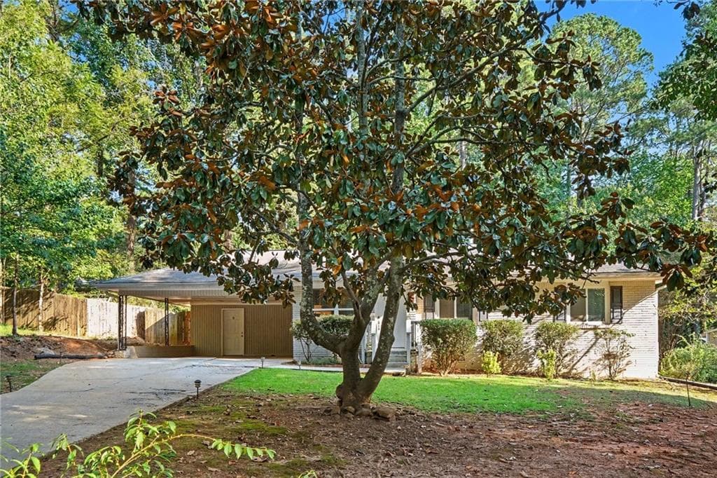 2 bedroom, 2 bathroom, 1,014 sq ft single family residence for sale at 1764 Hollyhock Terrace, Decatur, GA 30032 — photo 9