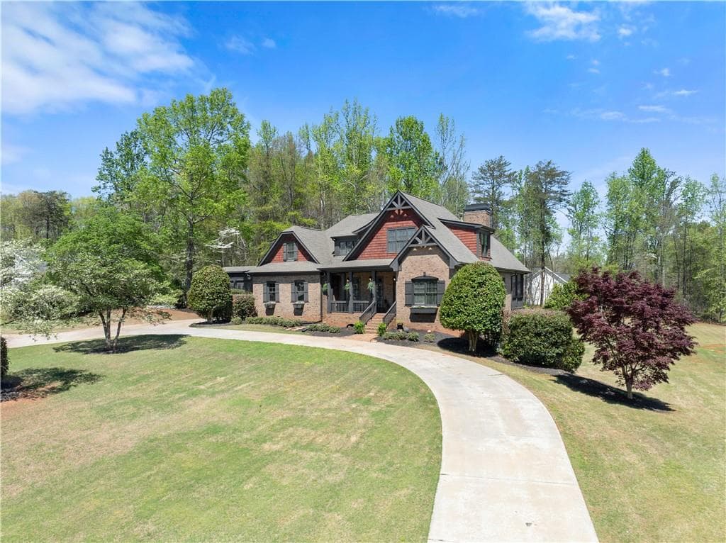 6 bedroom, 5 bathroom, 6,000 sq ft single family residence for sale at 492 Jonney Thomas Road, Cleveland, GA 30528 — photo 3