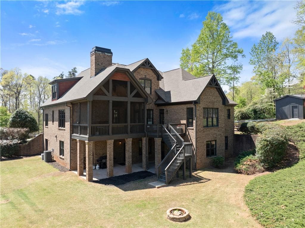 6 bedroom, 5 bathroom, 6,000 sq ft single family residence for sale at 492 Jonney Thomas Road, Cleveland, GA 30528 — photo 6