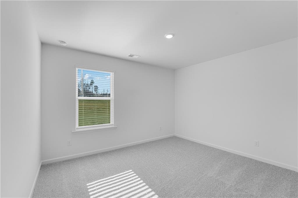 3 bedroom, 3 bathroom, 1,507 sq ft single family residence for sale at 25 Gulfstream Drive, LaGrange, GA 30241 — photo 10