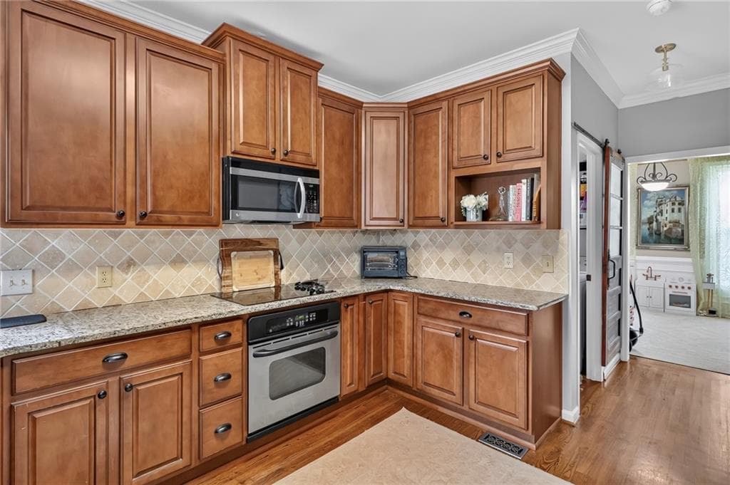 5 bedroom, 3 bathroom, 3,326 sq ft single family residence for sale at 1152 Arborhill Drive, Woodstock, GA 30189 — photo 8