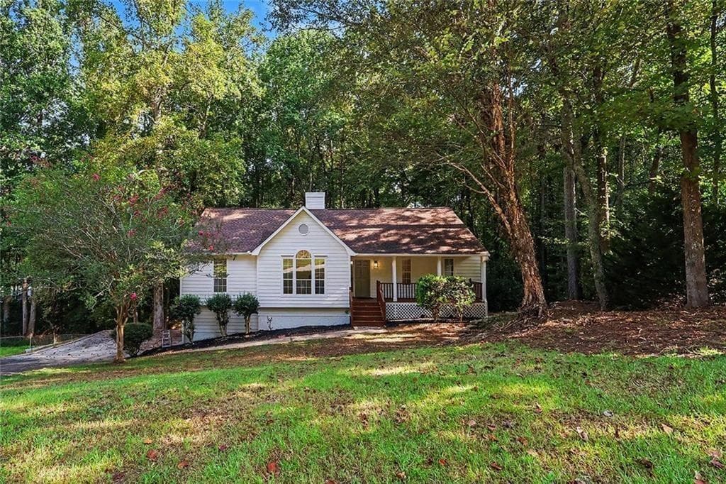 4 bedroom, 3 bathroom, 3,324 sq ft single family residence under contract at 3150 Skyler Court, Douglasville, GA 30135
