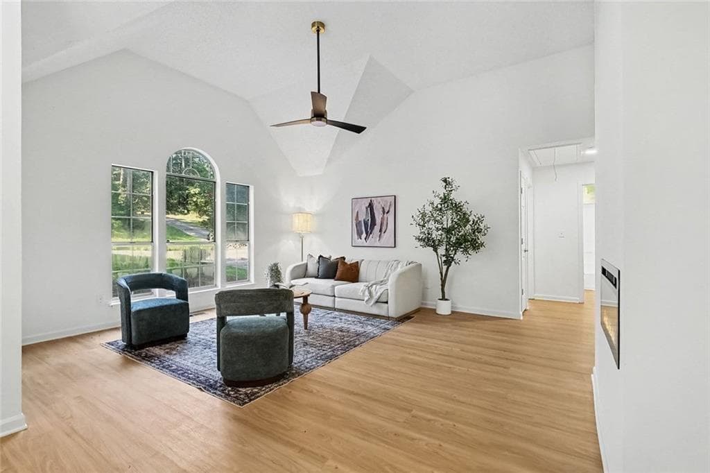 4 bedroom, 3 bathroom, 3,324 sq ft single family residence under contract at 3150 Skyler Court, Douglasville, GA 30135 — photo 3