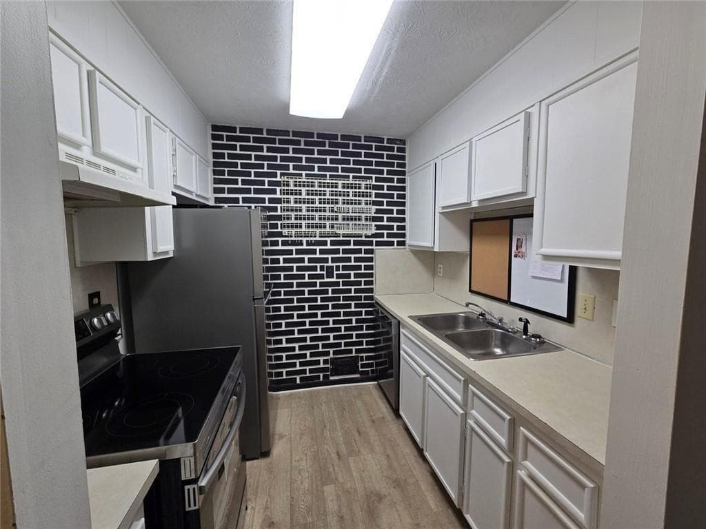 2 bedroom, 3 bathroom, 1,488 sq ft condominium for sale at 1297 Tree Creek Court, Clarkston, GA 30021 — photo 2