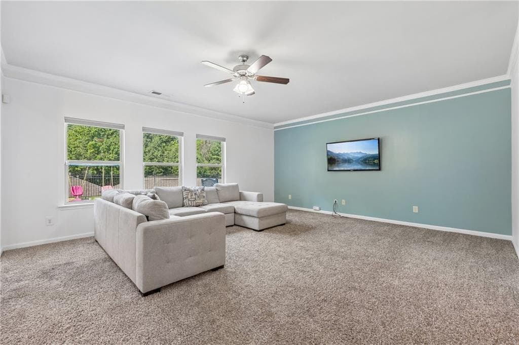4 bedroom, 3 bathroom, 2,500 sq ft single family residence for sale at 708 Pineglen Drive, Acworth, GA 30102 — photo 4
