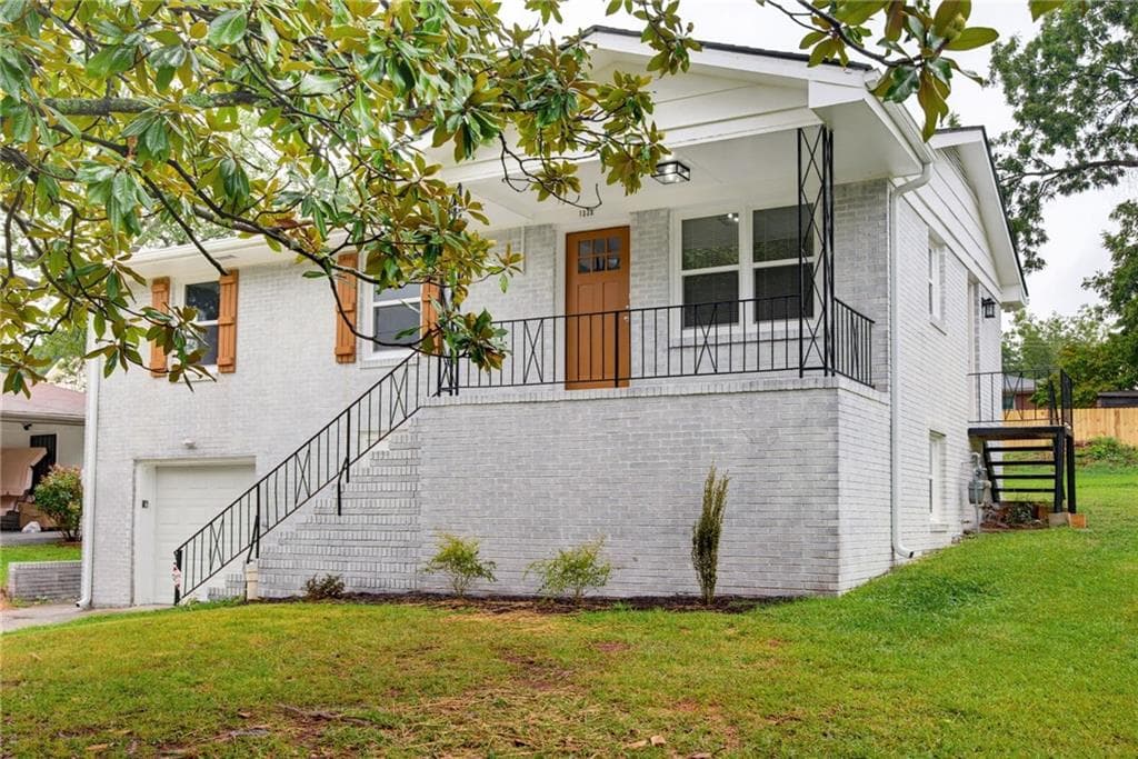 4 bedroom, 2 bathroom, 1,025 sq ft single family residence for sale at 1338 Georgia Avenue, Atlanta, GA 30344 — photo 3