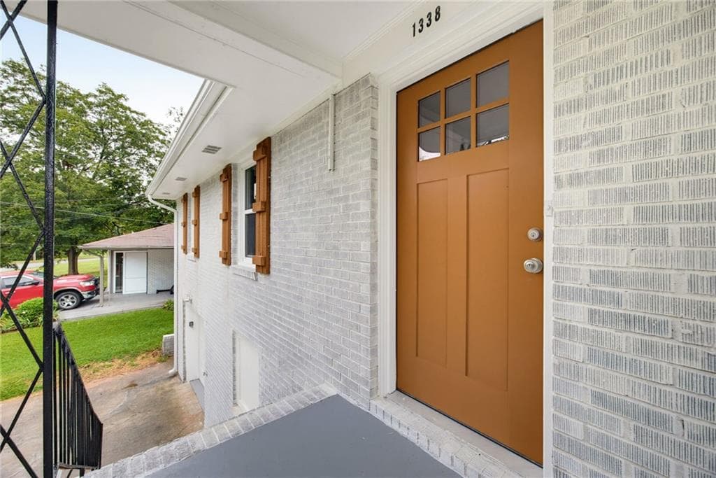 4 bedroom, 2 bathroom, 1,025 sq ft single family residence for sale at 1338 Georgia Avenue, Atlanta, GA 30344 — photo 4