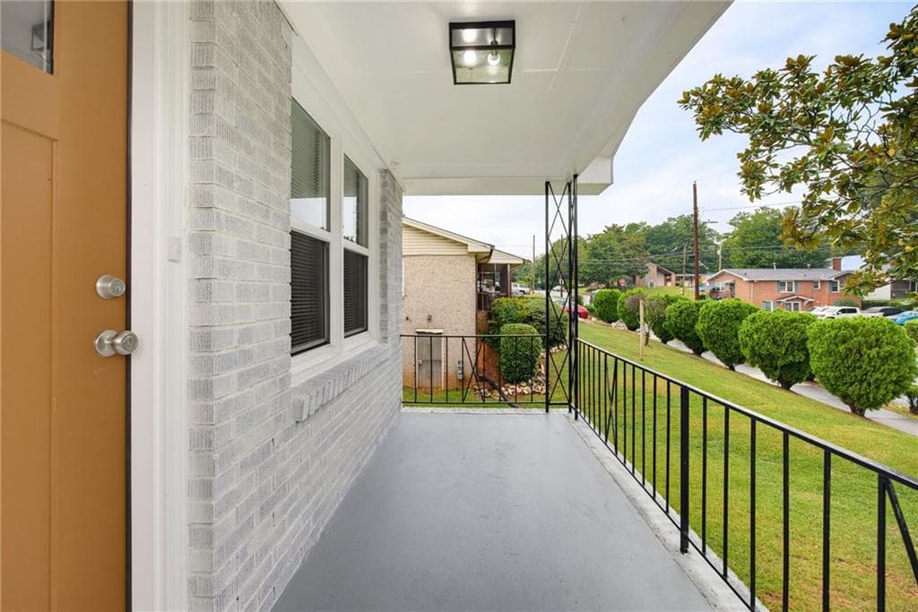 4 bedroom, 2 bathroom, 1,025 sq ft single family residence for sale at 1338 Georgia Avenue, Atlanta, GA 30344 — photo 5