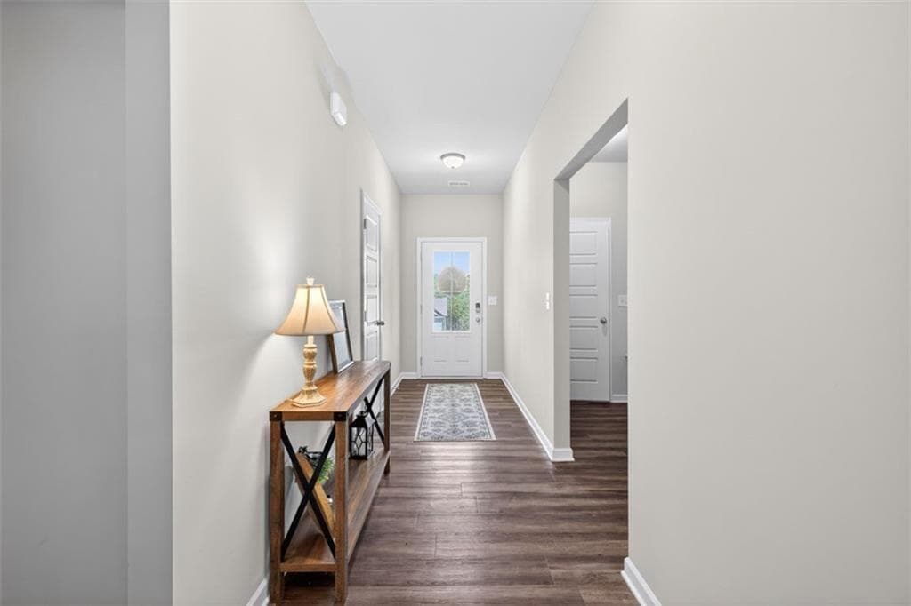 4 bedroom, 3 bathroom, 2,196 sq ft single family residence for sale at 1537 Ridgewood Court, Monroe, GA 30656 — photo 5