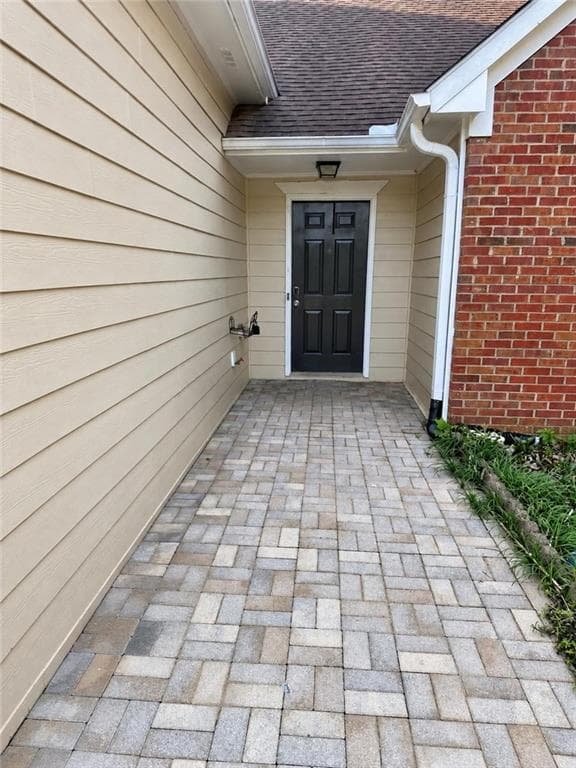 5 bedroom, 2 bathroom, 2,159 sq ft single family residence for rent at 1055 Chatham Road, Buford, GA 30518 for $2,600 a month — photo 2