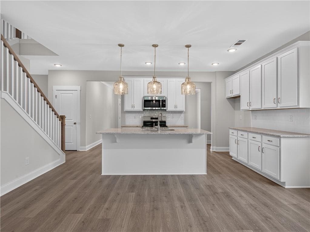 4 bedroom, 3 bathroom, 2,435 sq ft single family residence for sale at 37 Radian Way, Dallas, GA 30132 — photo 10