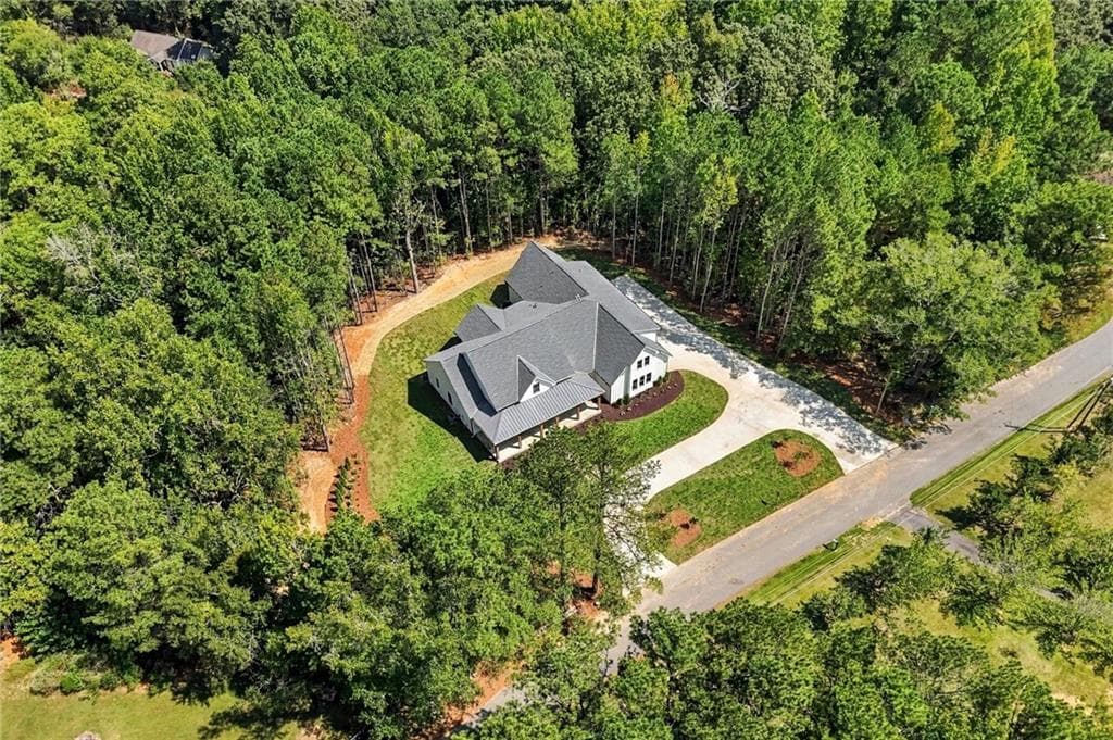 6 bedroom, 6 bathroom, 5,350 sq ft single family residence for sale at 5948 McCoy Road, Acworth, GA 30101 — photo 6