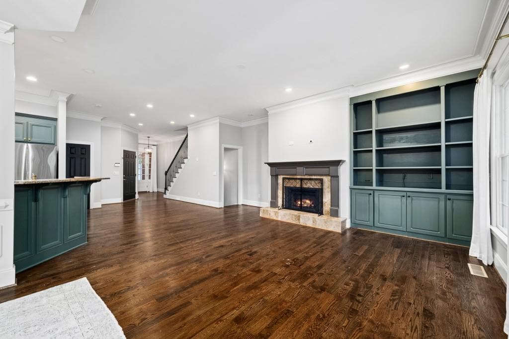 4 bedroom, 4 bathroom, 3,087 sq ft townhouse for sale at 5492 Glenridge Drive 544, Sandy Springs, GA 30342 — photo 5