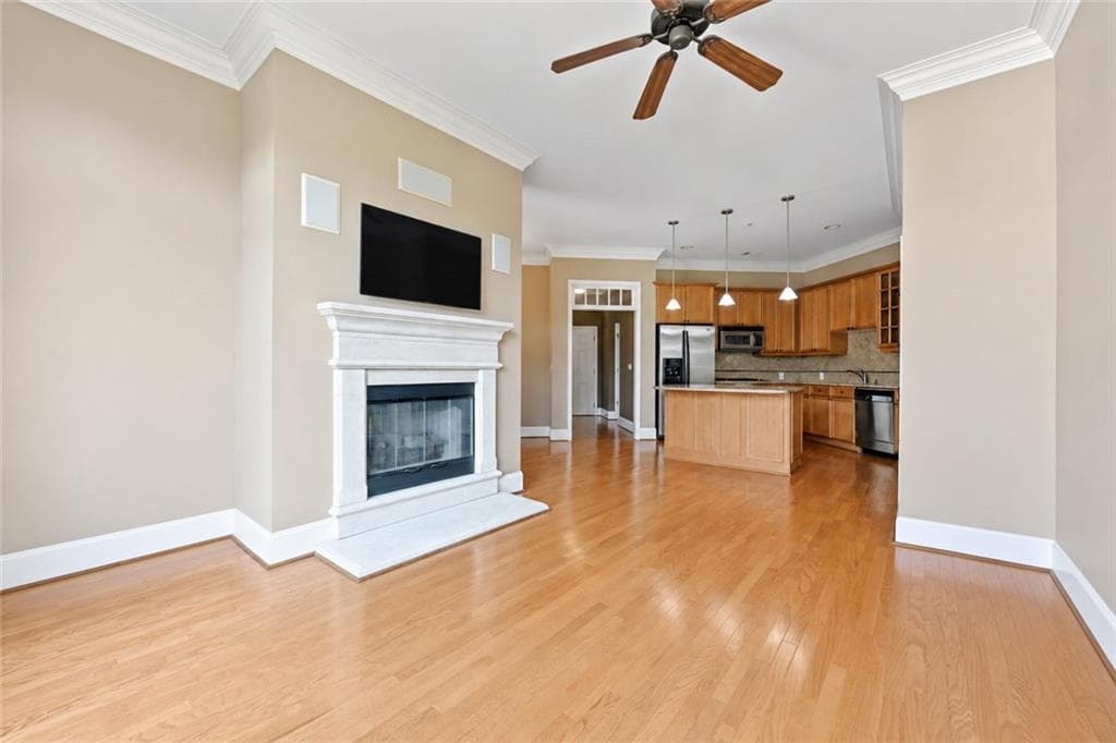 2 bedroom, 3 bathroom, 1,292 sq ft condominium for sale at 11 Perimeter Center 1417, Atlanta, GA 30346 — photo 8