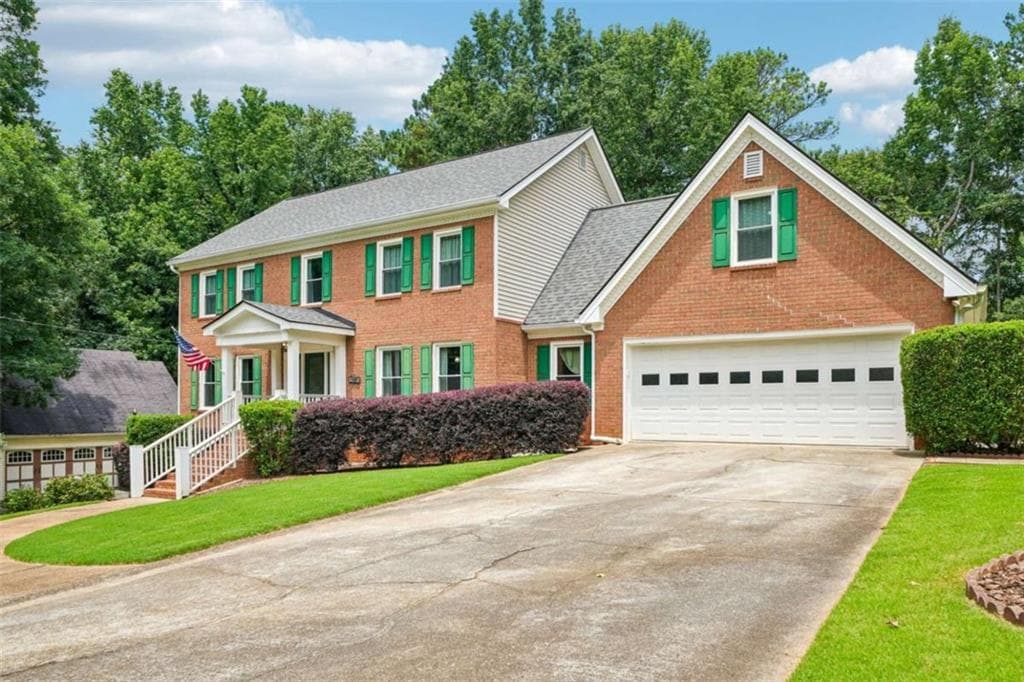 5 bedroom, 4 bathroom, 3,306 sq ft single family residence for sale at 1184 Staples Drive, Lilburn, GA 30047 — photo 4