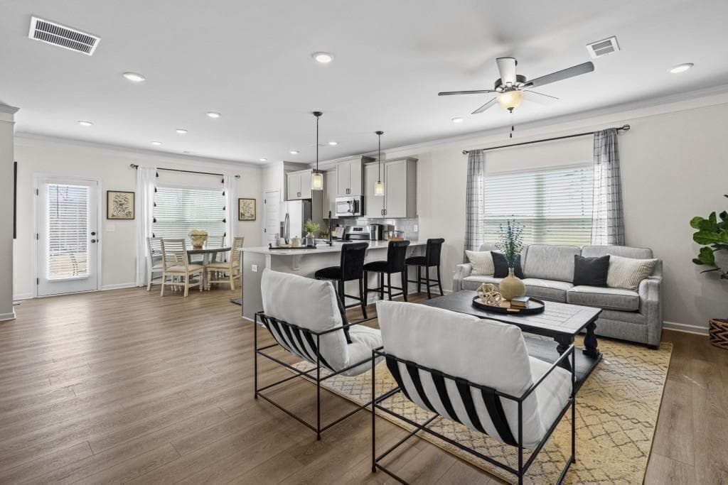 3 bedroom, 3 bathroom, 1,725 sq ft townhouse for sale at 1024 Stiles Circle 13, Cartersville, GA 30120 — photo 5