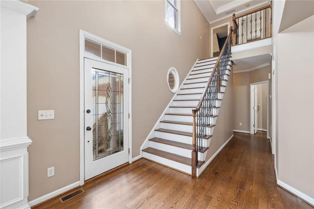 5 bedroom, 4 bathroom, 4,432 sq ft single family residence for sale at 395 Amberbrook Circle, Grayson, GA 30017 — photo 4