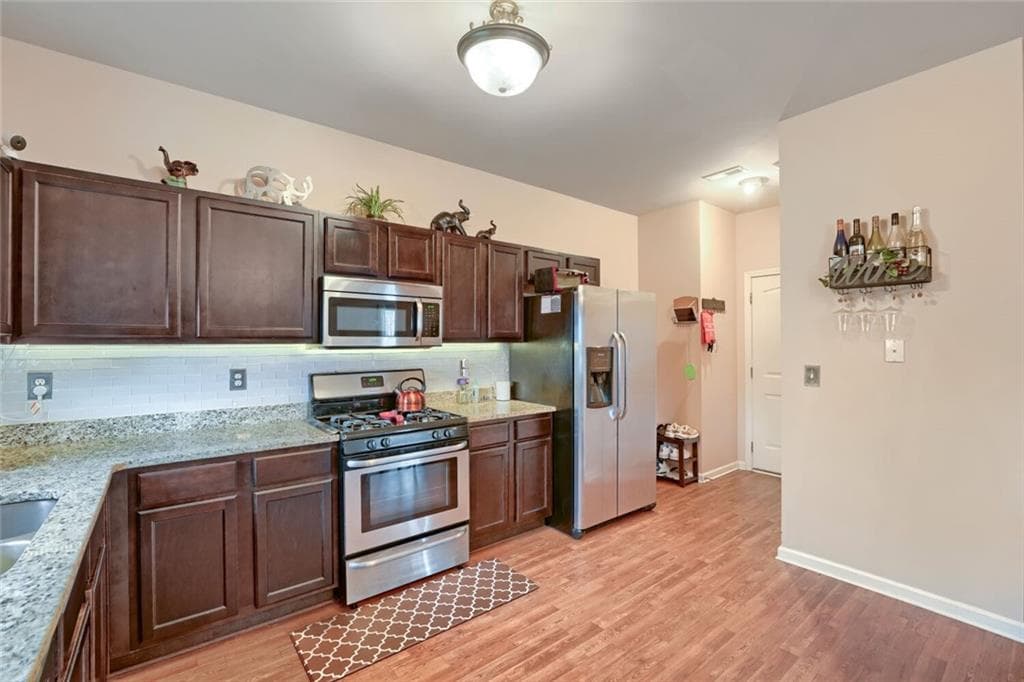 4 bedroom, 3 bathroom, 2,176 sq ft single family residence for rent at 5830 Rex Ridge Parkway, Rex, GA 30273 for $2,395 a month — photo 10
