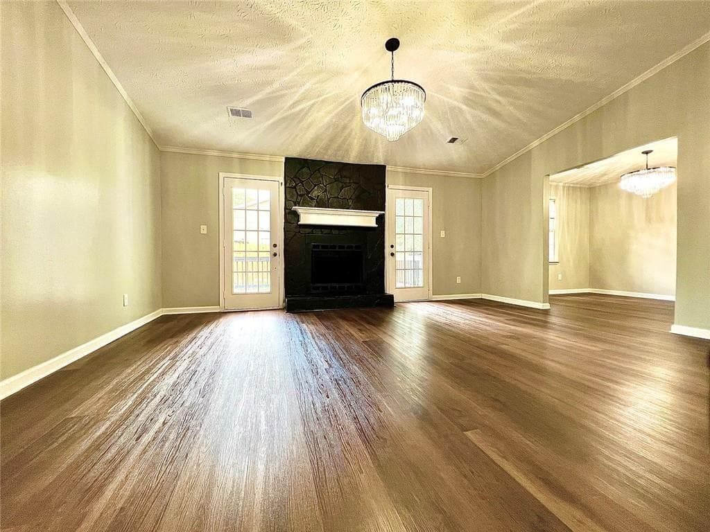 3 bedroom, 2 bathroom, 1,453 sq ft single family residence for sale at 2034 Corners Circle, Lithonia, GA 30058 — photo 6